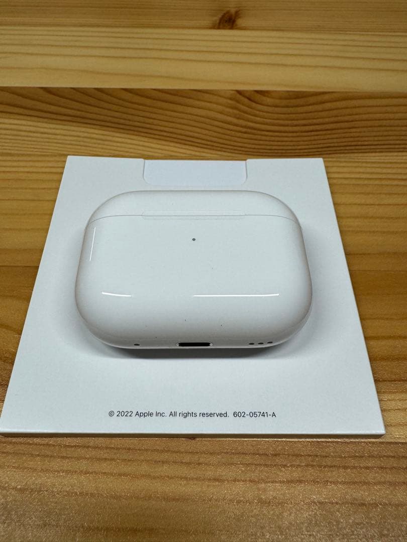 【美品】AirPods Pro 第2世代（Lightning） おまけ付き