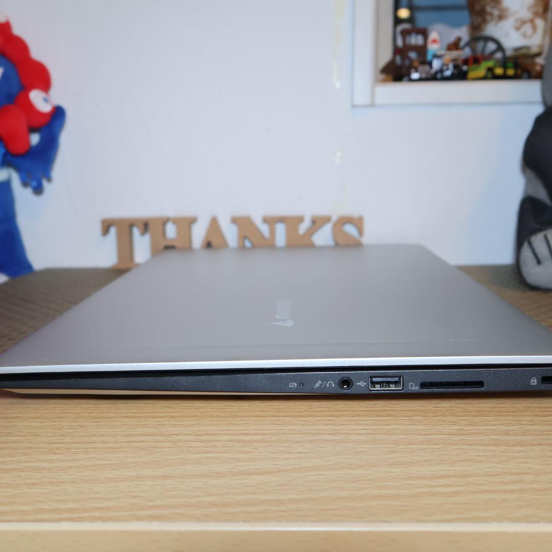 Win11公式対応8世代i7/メ8/新品SSD512/グラボ搭載/無線/カメラ