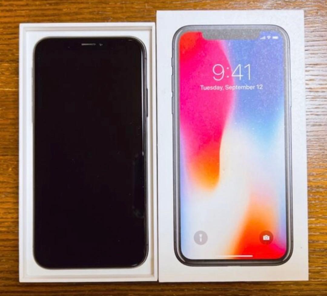 Apple iPhone X スペースグレー　64GB