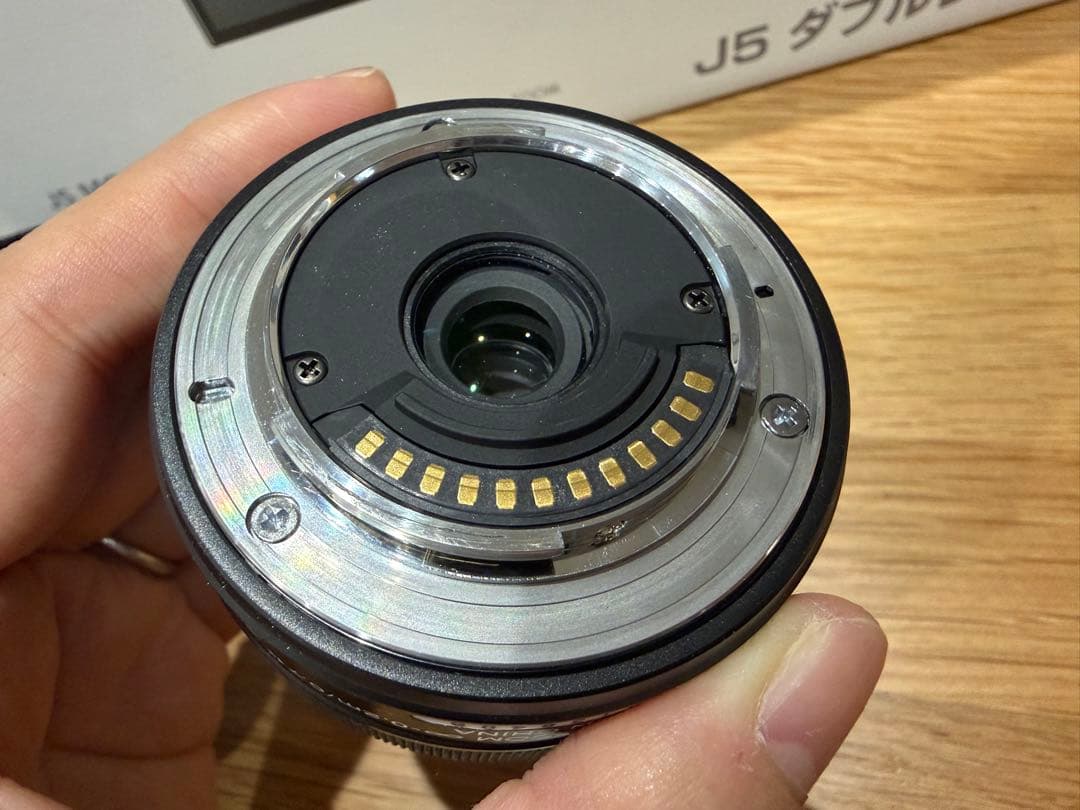 Nikon 1 J5 ダブルレンズキット ミラーレスカメラ ブラック