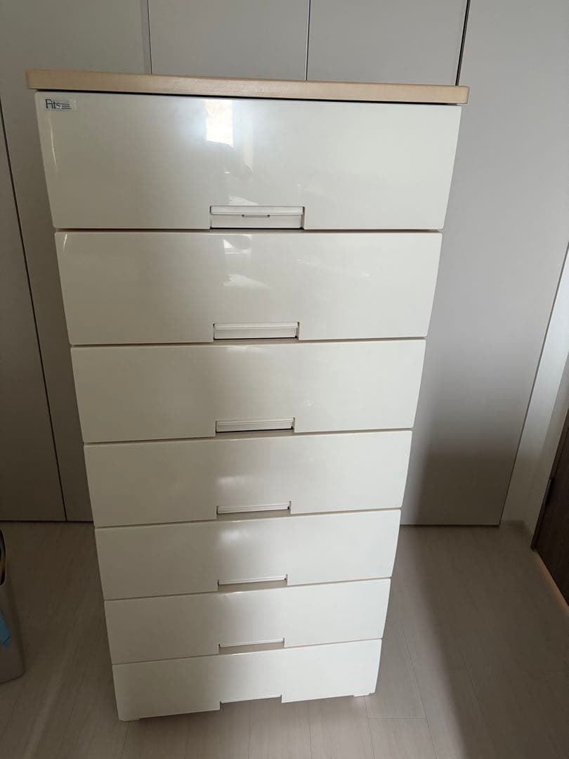 ホワイトプラスチック製7段チェスト