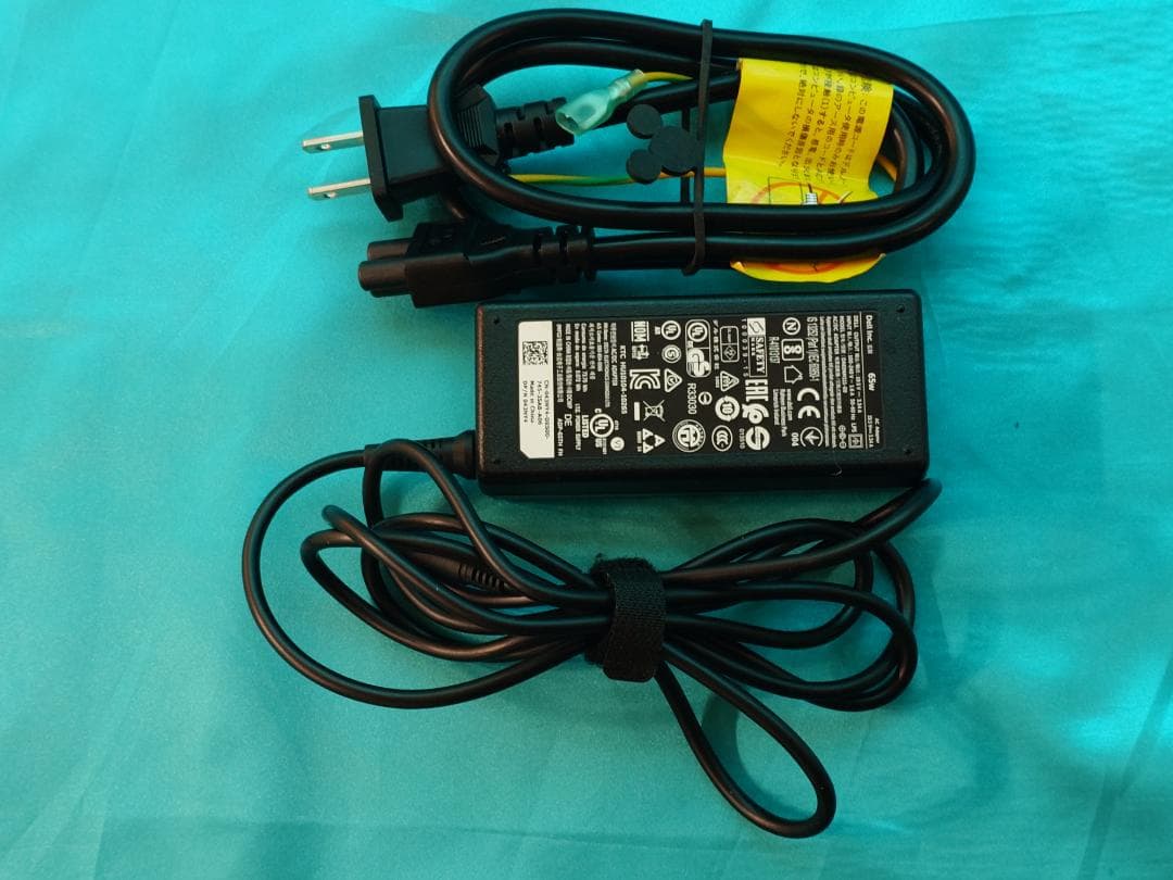 DELL Vostro 15 3525 Ryzen 5-5625U フルHD