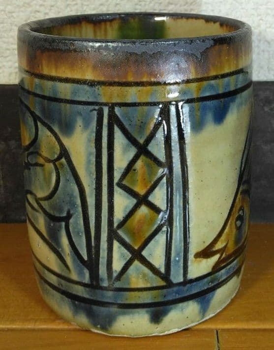 人間国宝 金城次郎 海老魚紋筒碗 栞 共箱(塗箱）壺屋焼 壷屋焼 やちむん