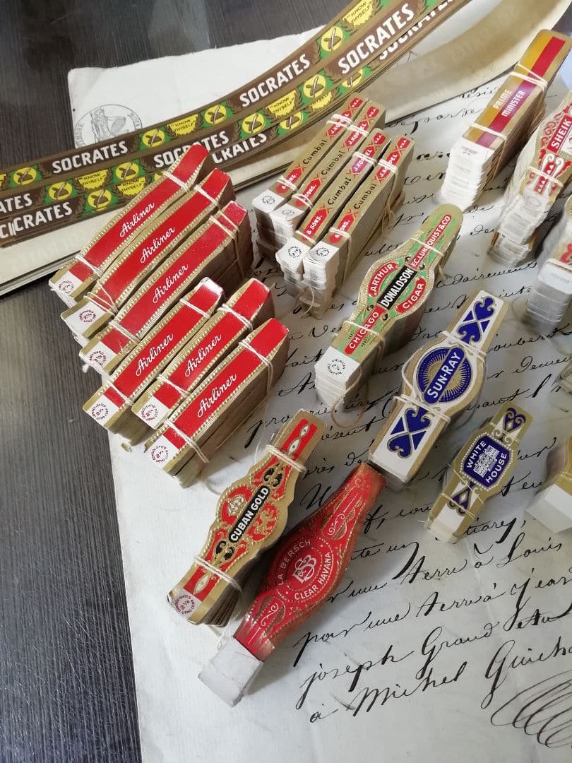 20束♡ビンテージシガーバンドたっぷり20束セット　おまけ付き　海外紙モノ