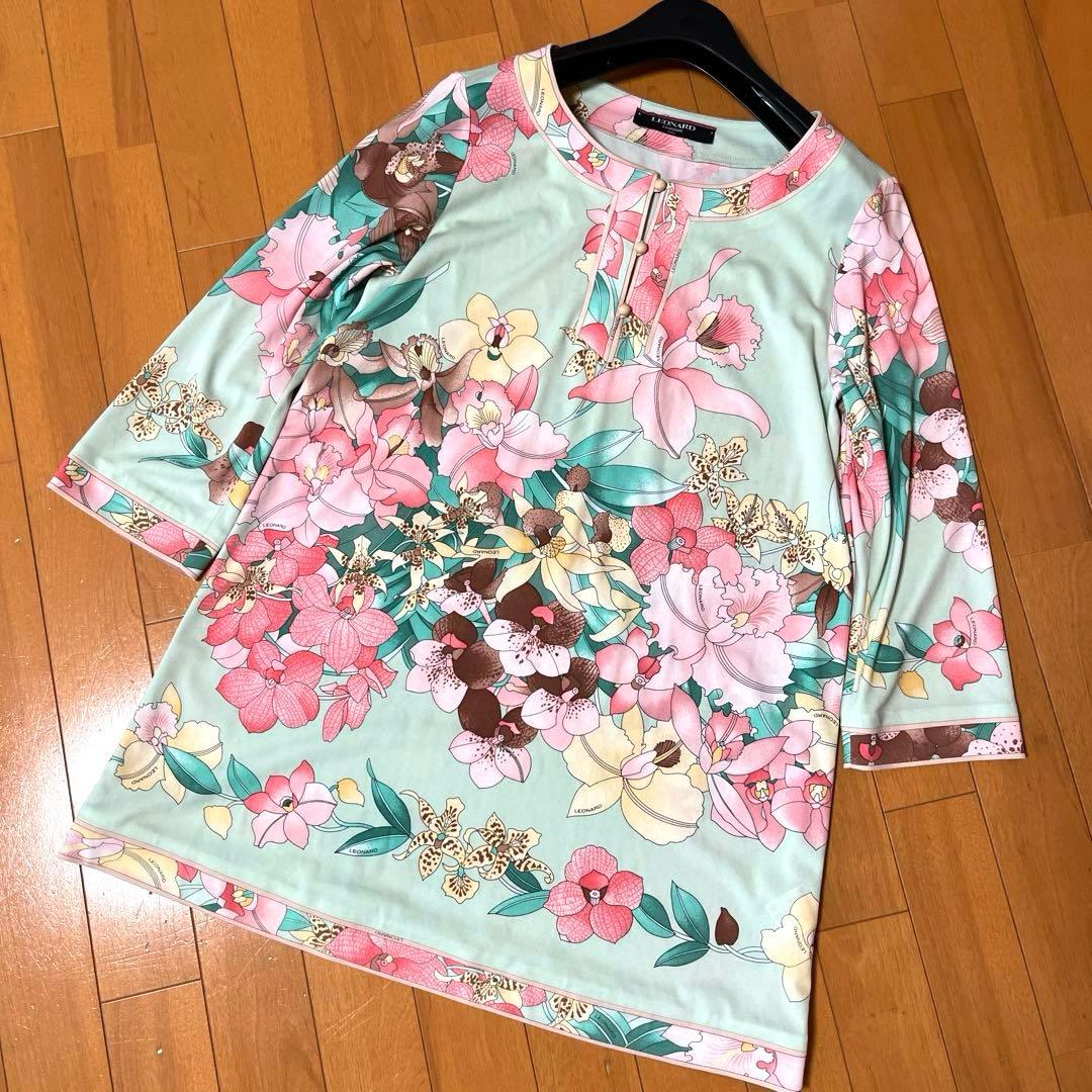 美品✨レオナール カンカン素材 チュニック フレア 多色 花柄 ゆったり L