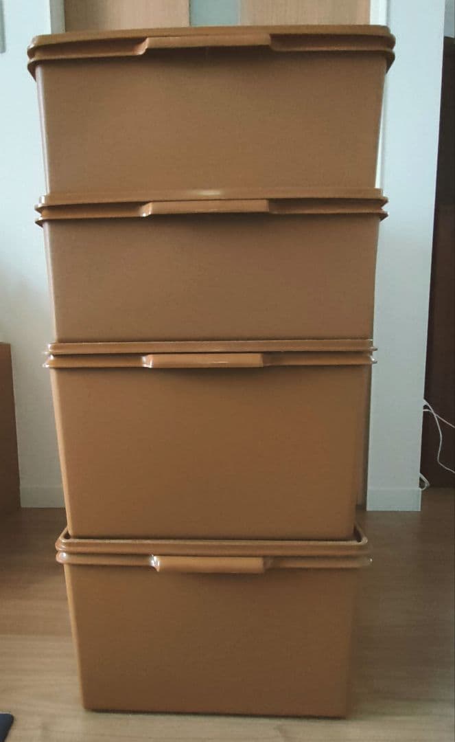 m*i様 タッパーウェア☆スーパーケース☆2サイズ✕２個☆4個セット☆まとめ売☆