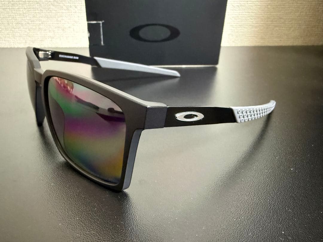 【2回目の値下げしました‼️】OAKLEY サングラス　ブラック
