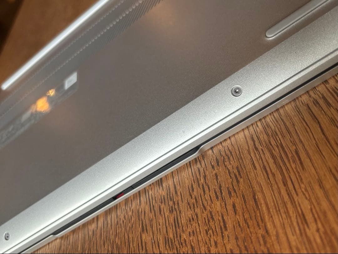 ジャンク Lenovo ノートパソコン IdeaPad Slim 5i Gen8