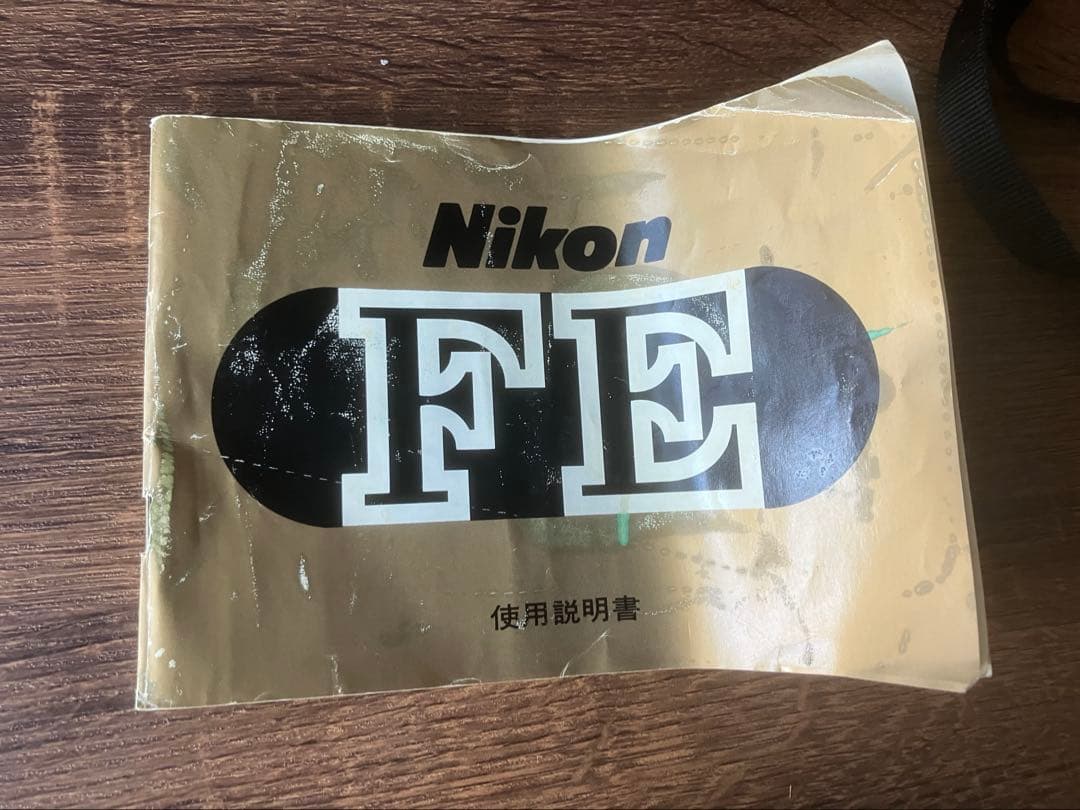 ニコン　FE ストロボ付き