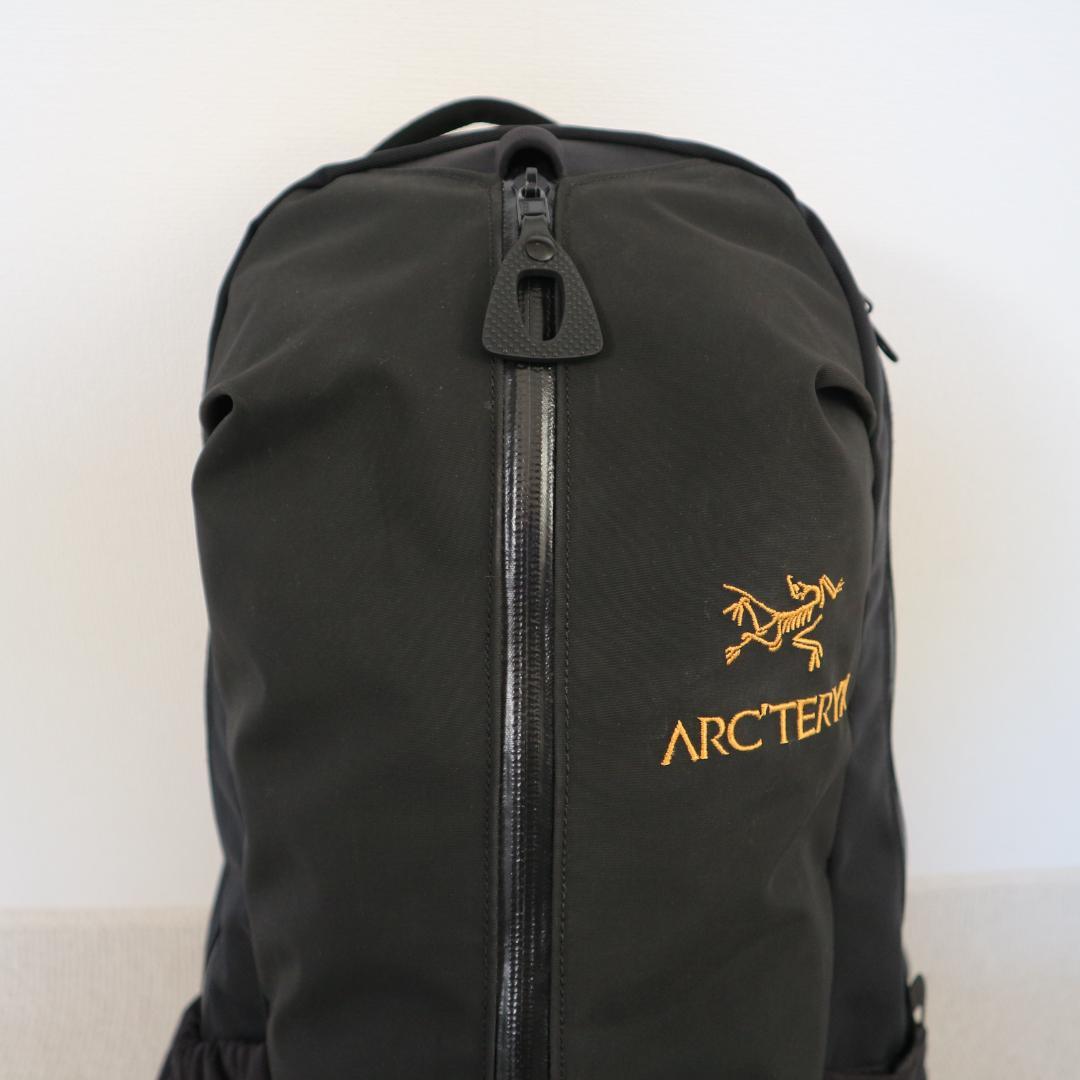 ✨美品✨通勤・通学・街歩きに最適 ARC'TERYX ARRO22 リュック