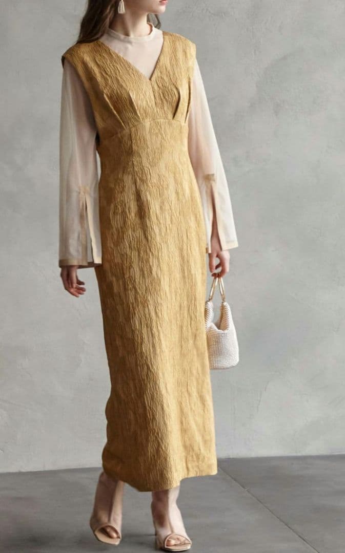 【AIMER 】チュールブラウス付きジャカードIラインパーティードレス　Mサイズ