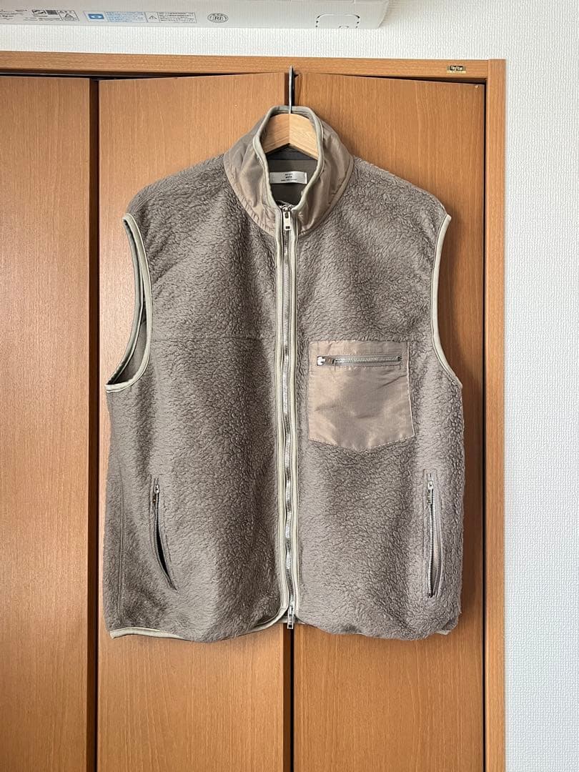 トップス ents. \