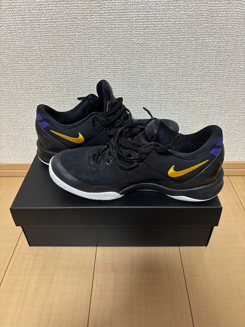 シューズ(男性用) Kobe 8 Protro\"Black and University Gold\"