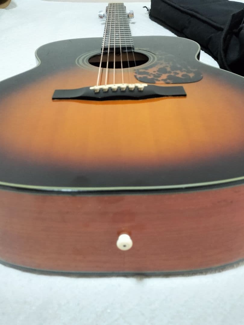 Morris モーリス アコースティックギター 小ぶり ケース付