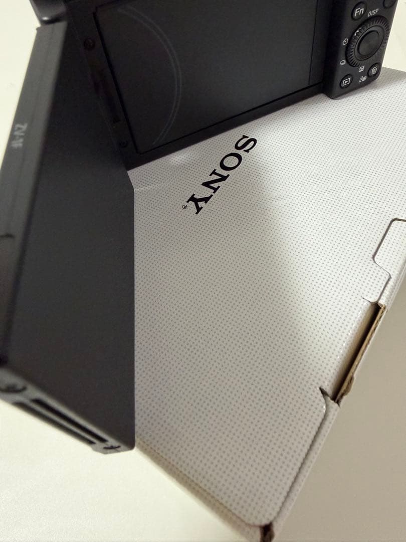 【美品】SONY VLOGCAM ZV-1F ブラック　コンデジ　デジカメ