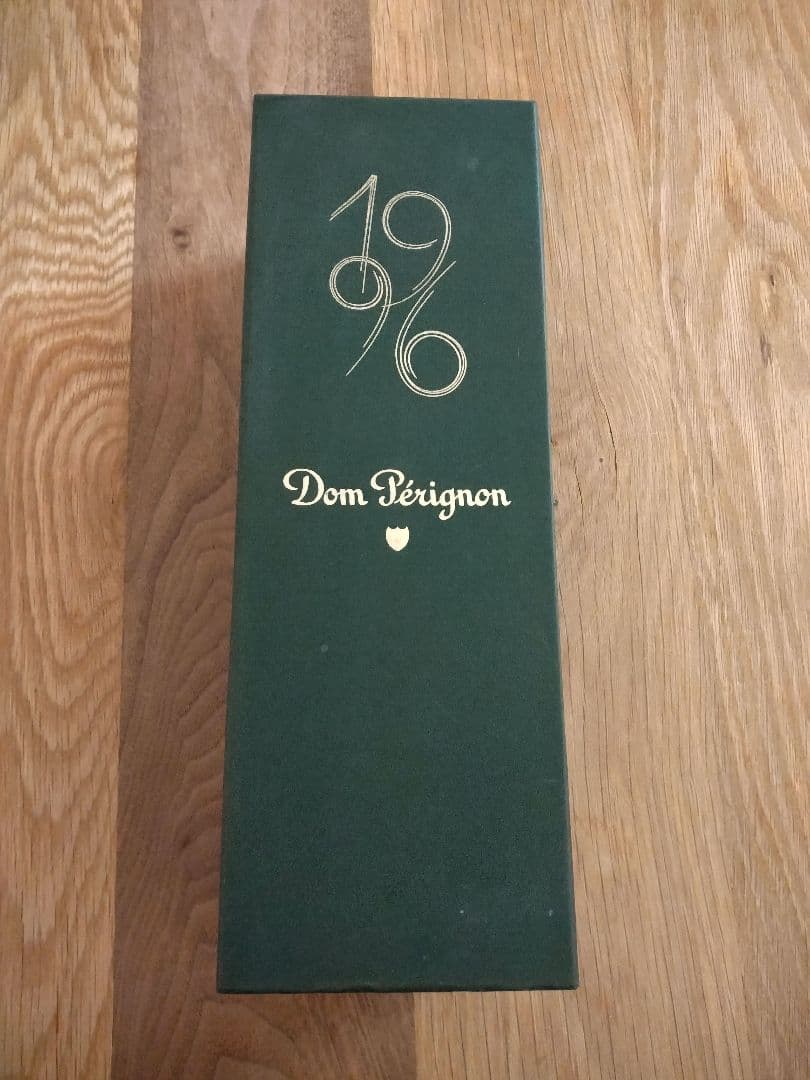 Dom Pérignon シャンパン 1996年 750ml
