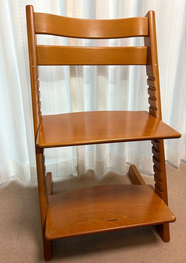 ストッケ　トリップトラップ チェリー　STOKKE TRIPP TRAPP