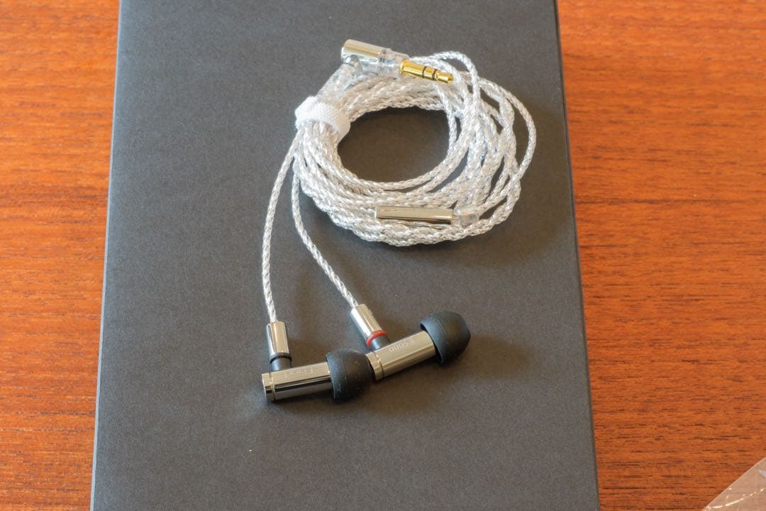 Final E5000 有線イヤホン