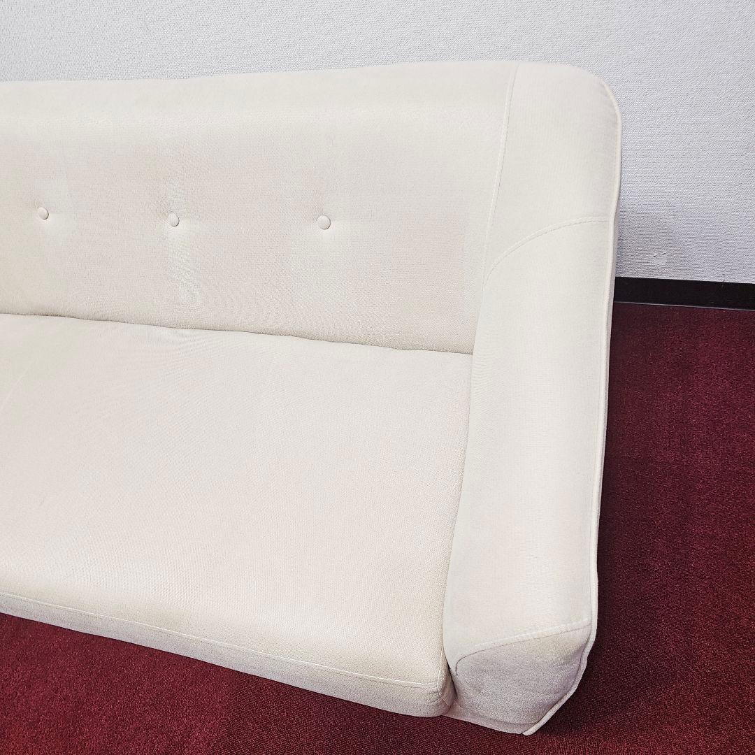 東京23区内送料無料のエレガントなソファ。