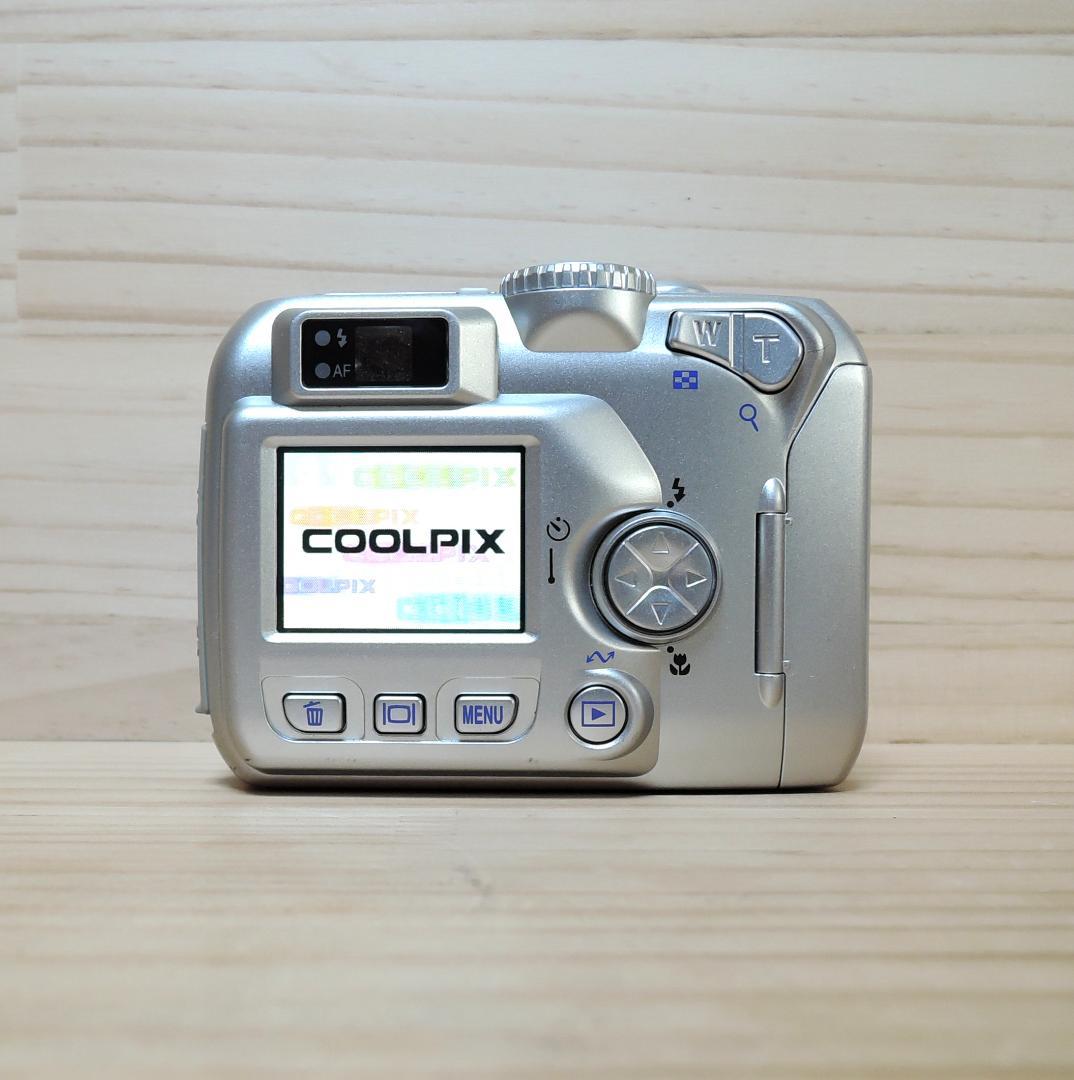 【美品】Nikon COOLPIX 2100 コンデジ カメラ　《動作確認済》