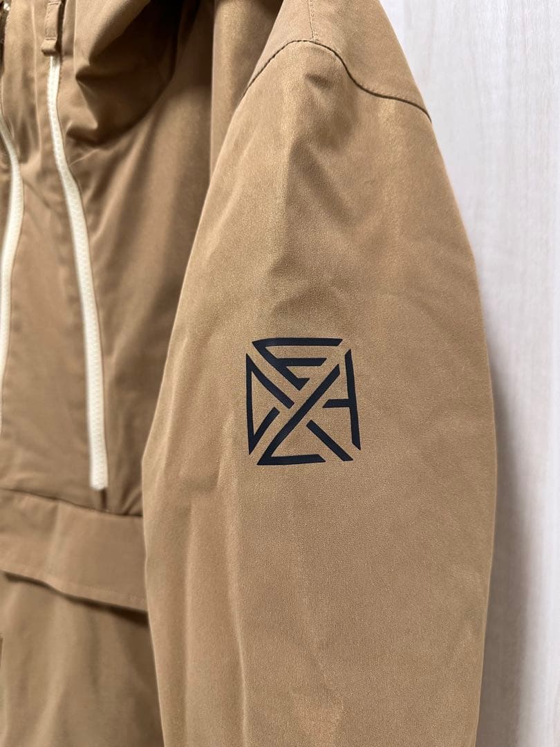 【DLITE】スノーボードジャケット レディースSサイズ BE