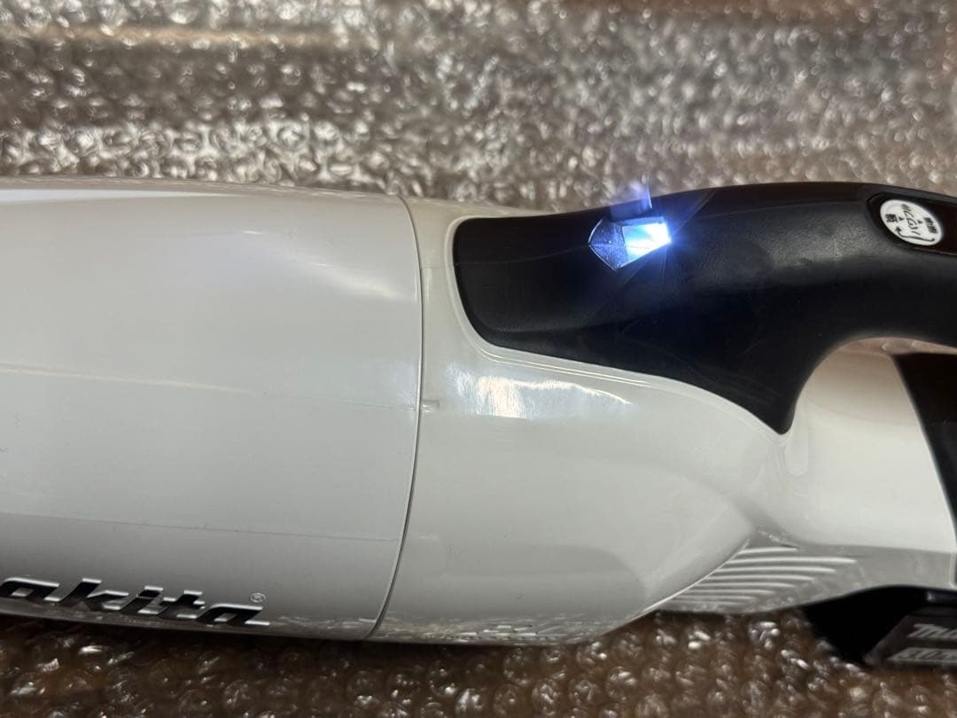 マキタ CL281F 18V充電式クリーナー サイクロン　ブラシレス　美品