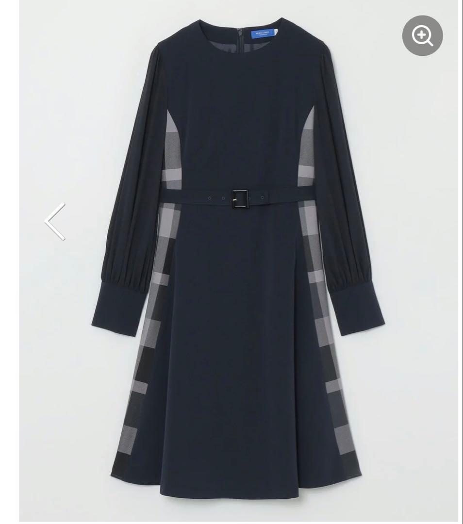 ブルーレーベルクレストブリッジ　紺　ワンピース