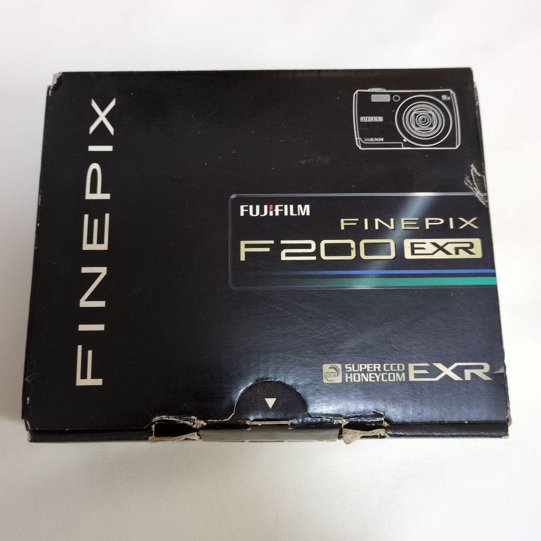 FUJIFILM F200 EXR finepix デジカメ
