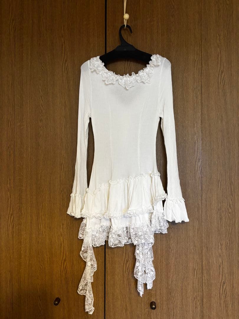 ティアードフリルカットソープルオーバー