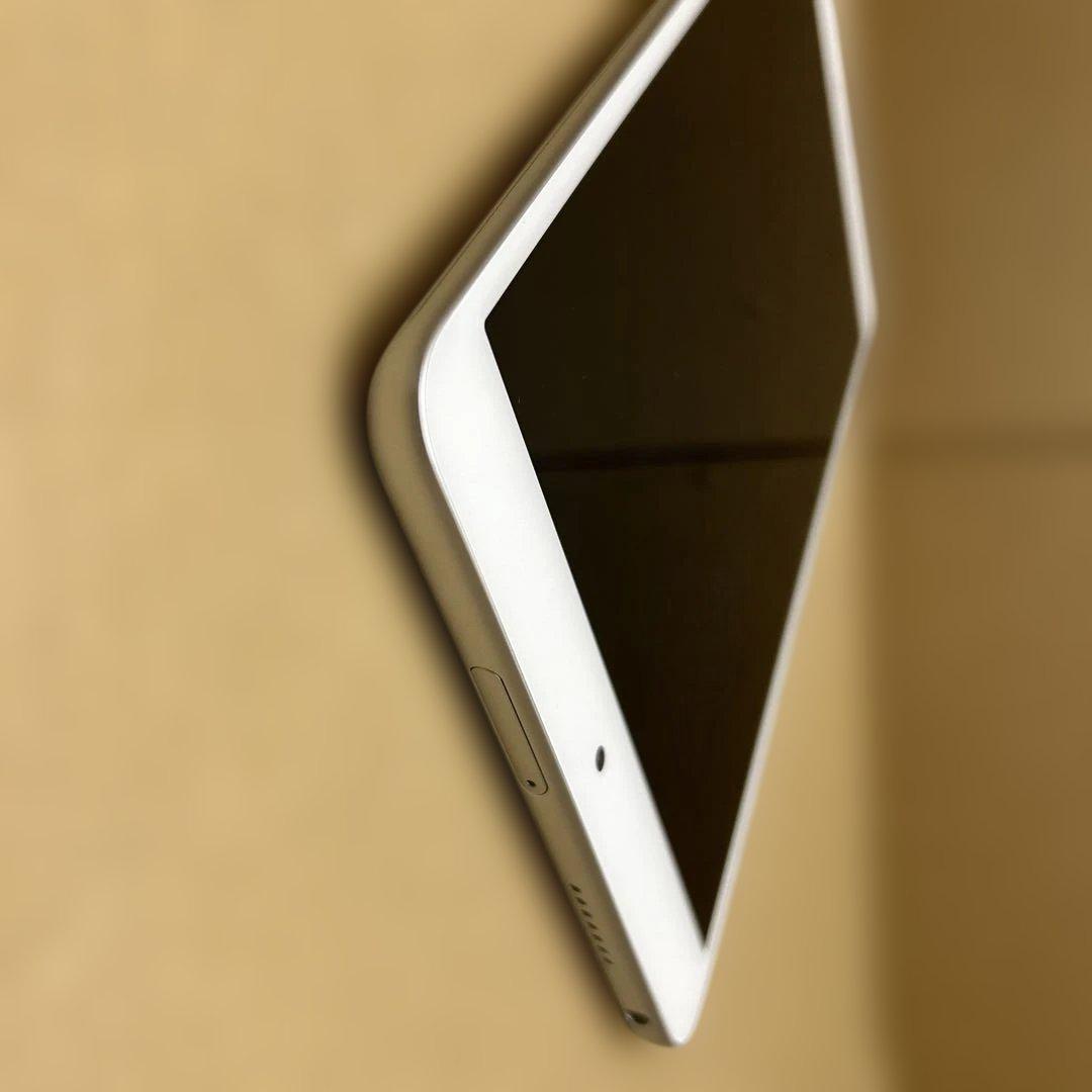 HUAWEI dtab Compact 32GB シルバー d-02K
