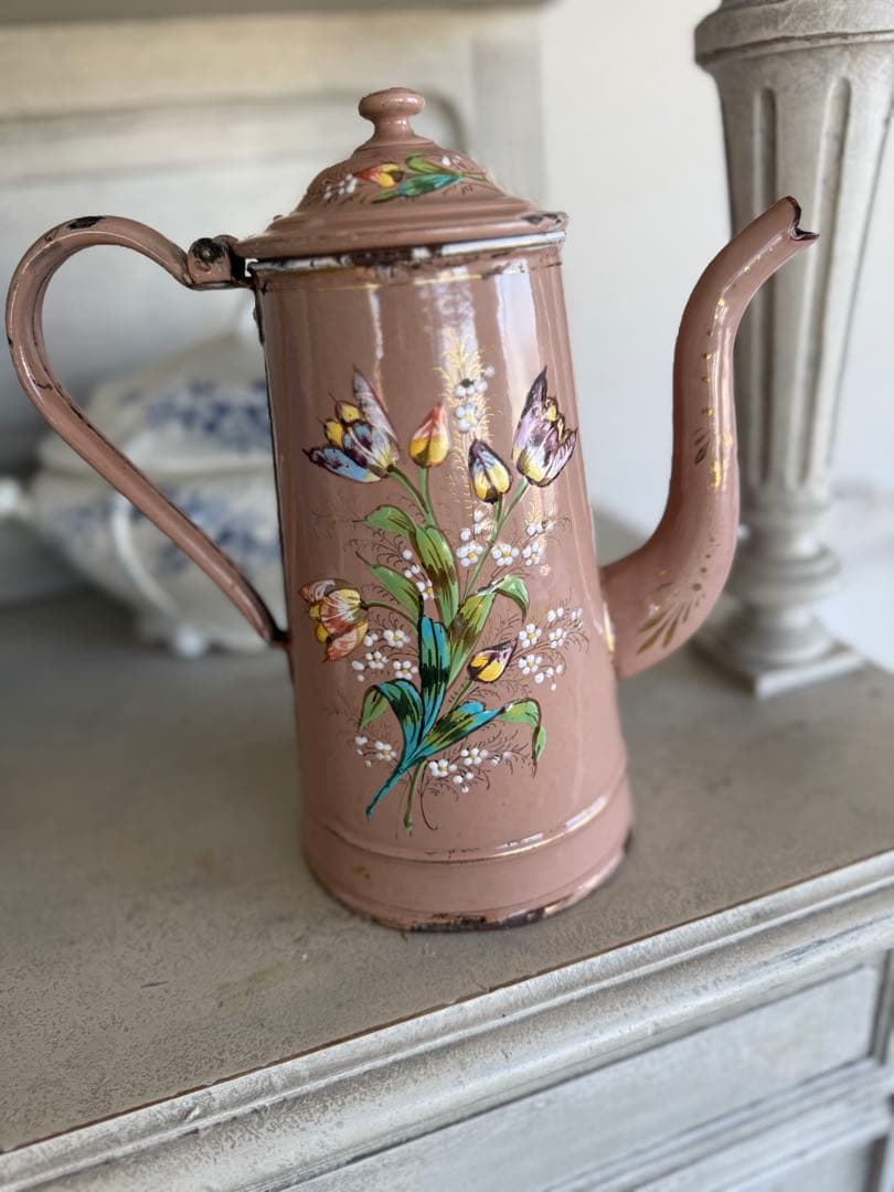 フランスアンティークエトワール社ミルクティー色チューリップ柄のホーローポット