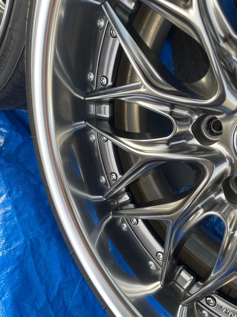 ワーク　シュヴァートクヴェル　メッシュ20インチタイヤ、ホイール一台分