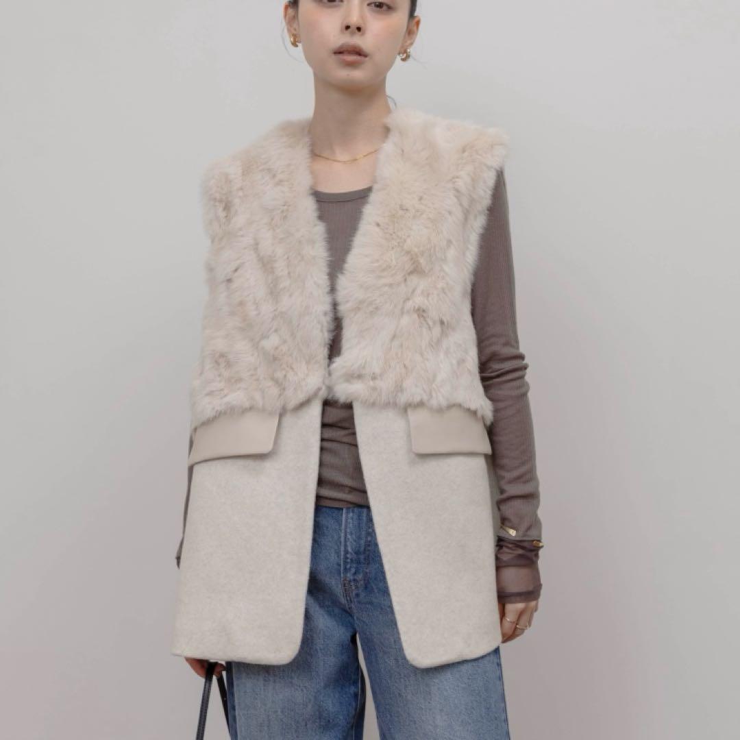 新品未使用　オンライン完売色　エイミーロウ　ファー＆メルトンボクシィジレ