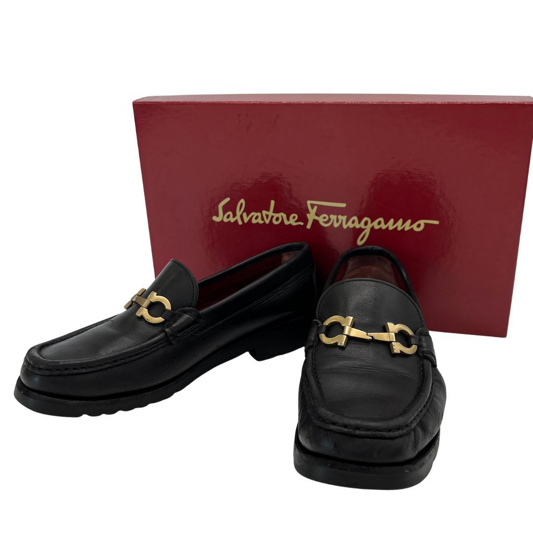 フェラガモ ガンチーニ金具 ローファー 黒 6.51/2【23.5】D【幅広め】