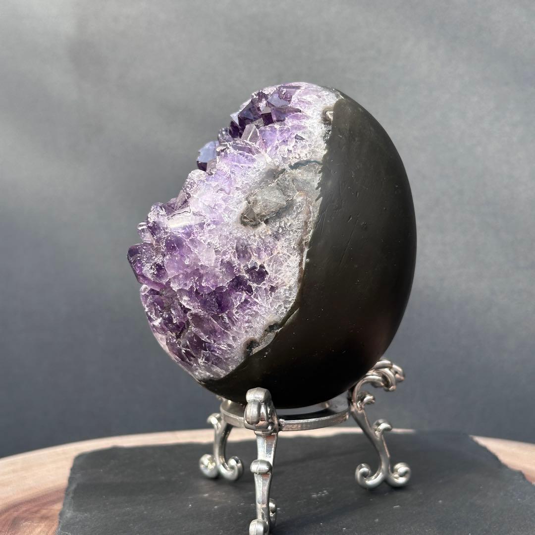 ウルグアイ産❣️天然石 アメジストの龍卵　置物G.100