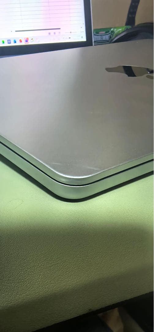 MacBook 13インチ 充電器付き