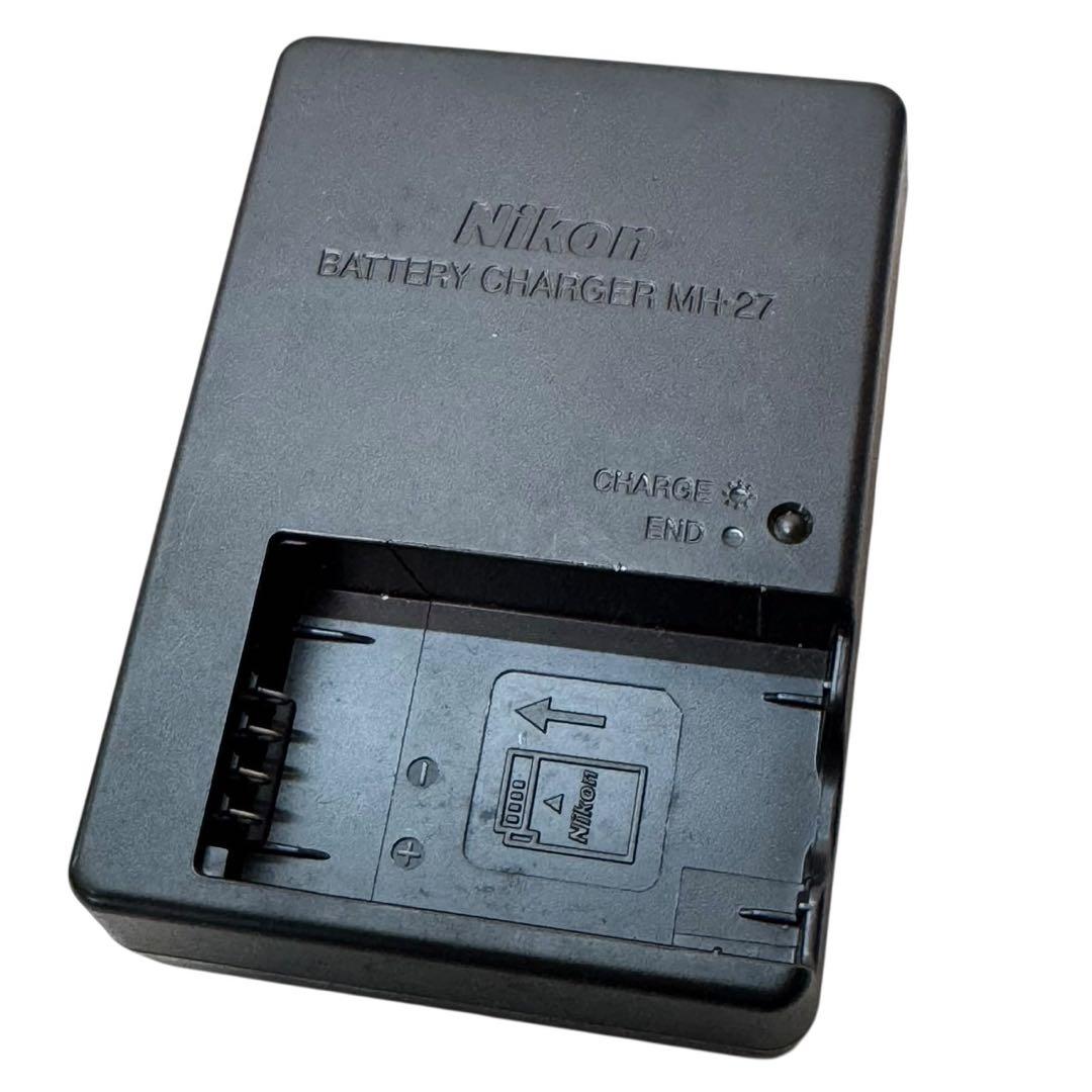 Nikon　ミラーレス一眼カメラ　Nikon 1 J1 レンズキット　ジャンク