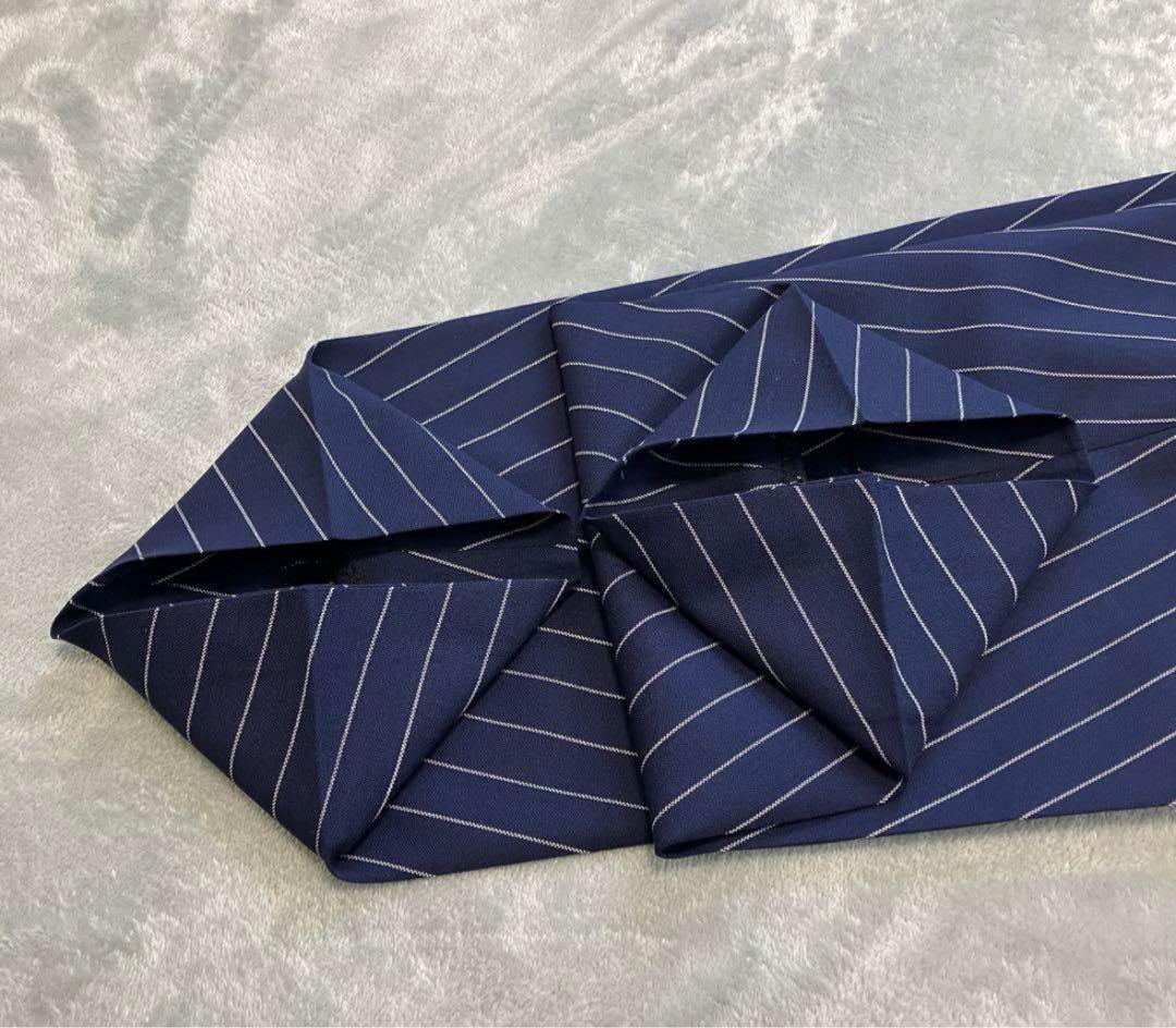 希少デザイン✨ ETRO セットアップスーツ　総柄　動物　ストライプ　シルク