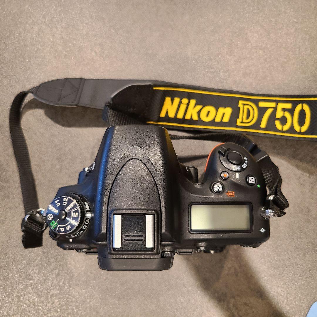 《良品》Nikon D750一眼レフ+24-120mmレンズキット