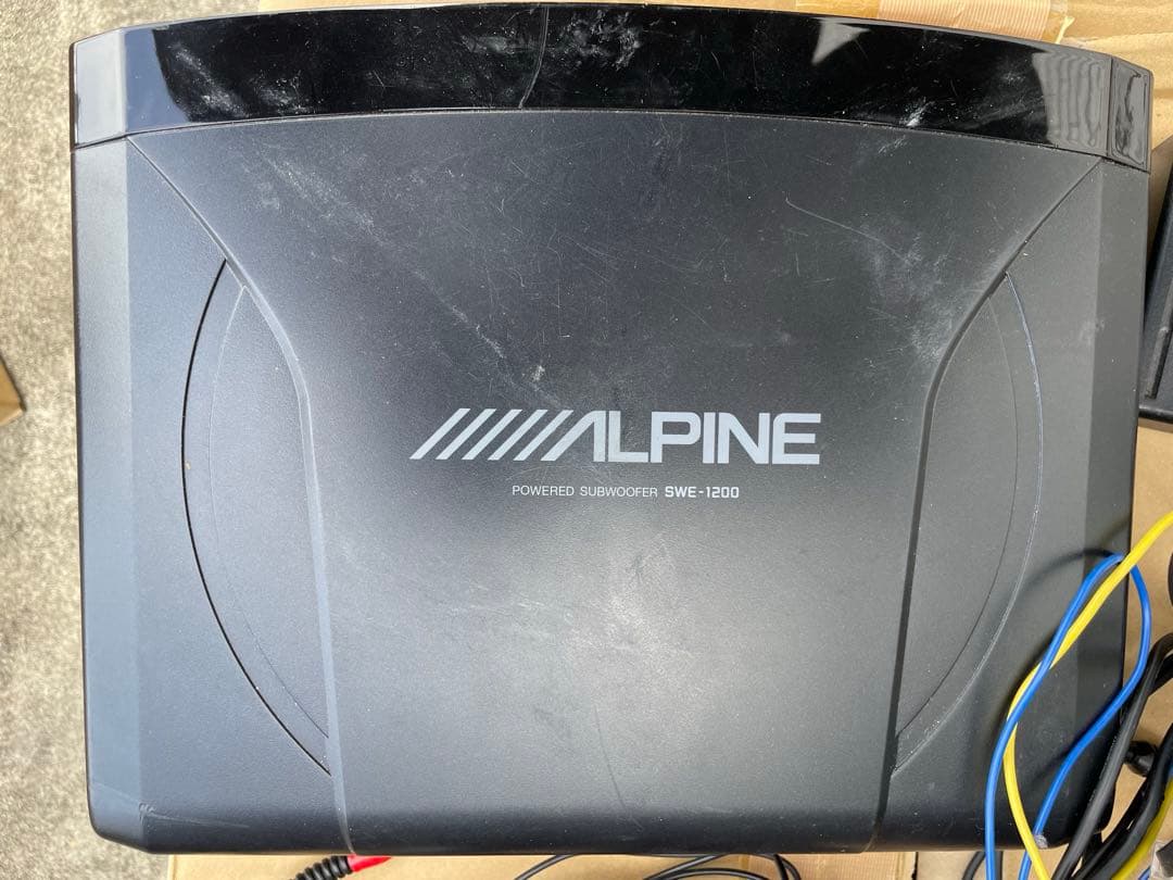 ALPINE SWE-1200 配線一式付き　中古　ジャンク