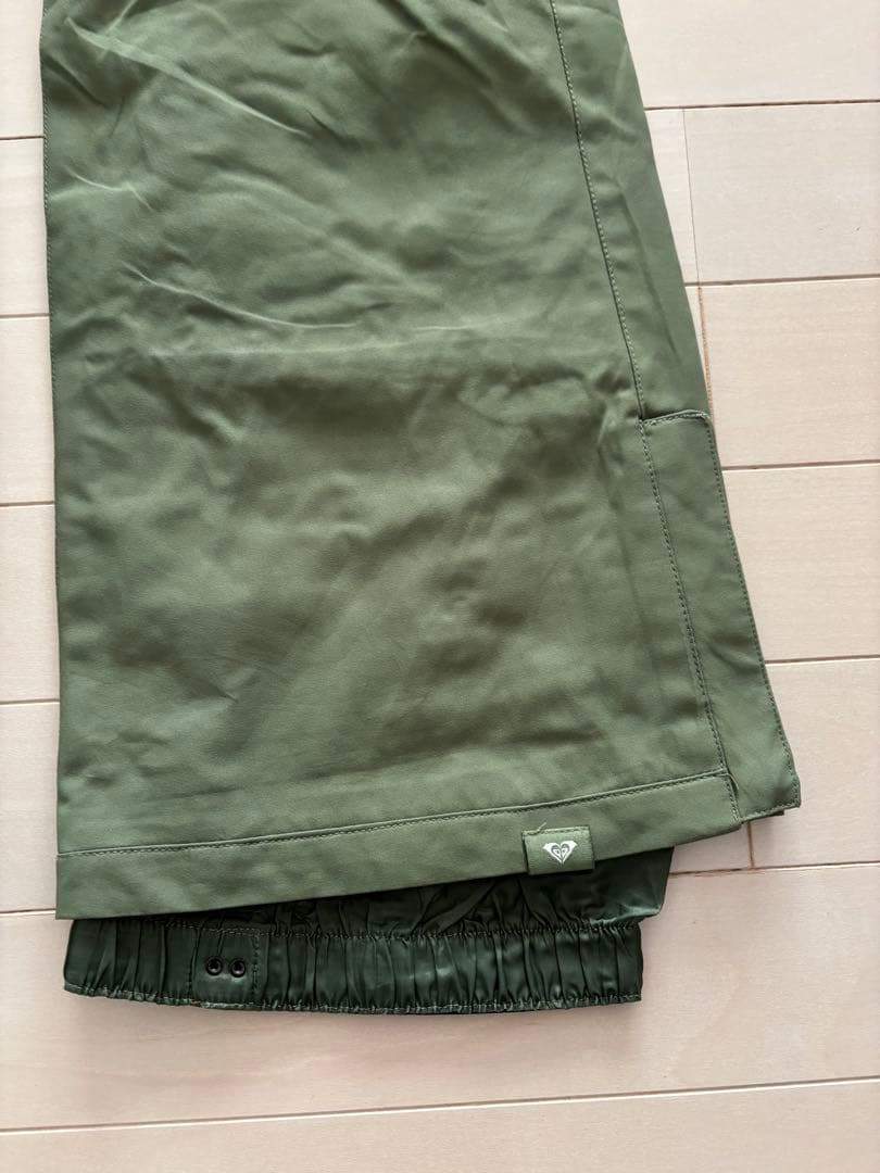 スキーウェア・スノーボードウェア　レディース　ロキシー