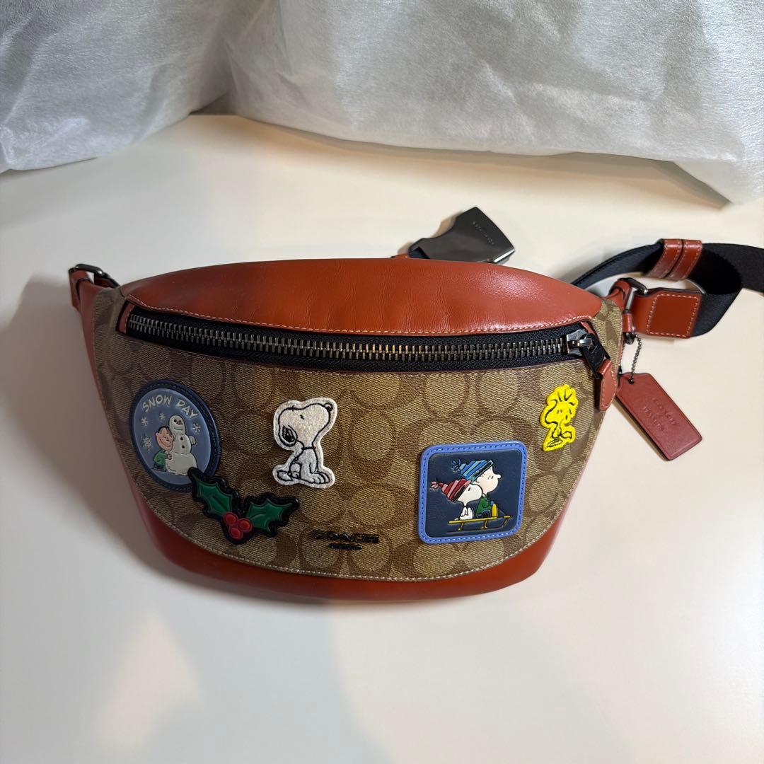 コーチ COACH ボディバッグ スヌーピー