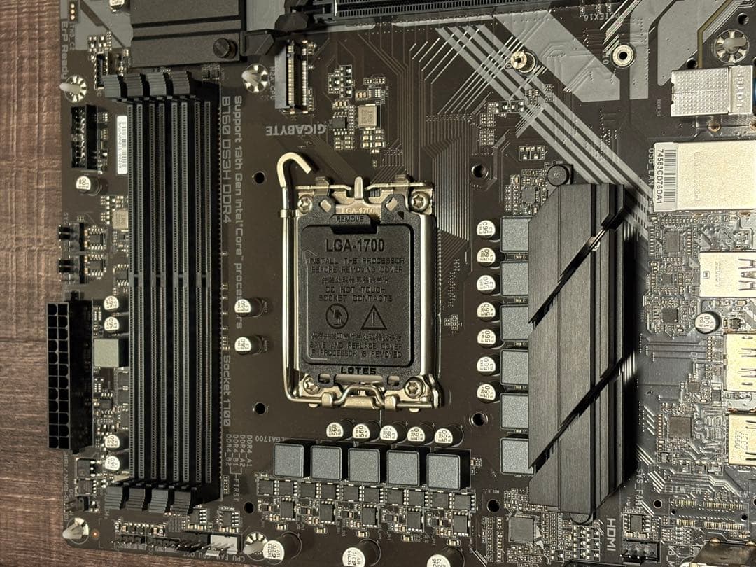 GIGABYTE B760 DS3H DDR4 マザーボード