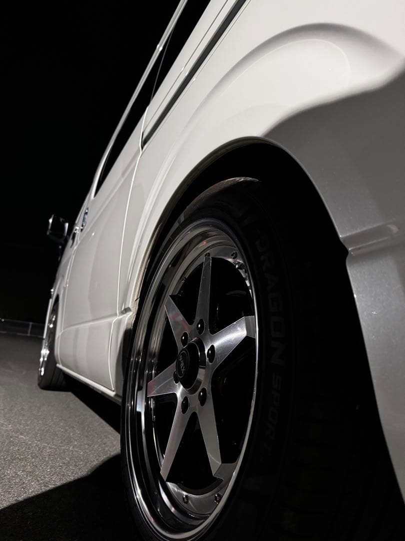 ハイエース　ファブレス　XRー6 ロンシャン