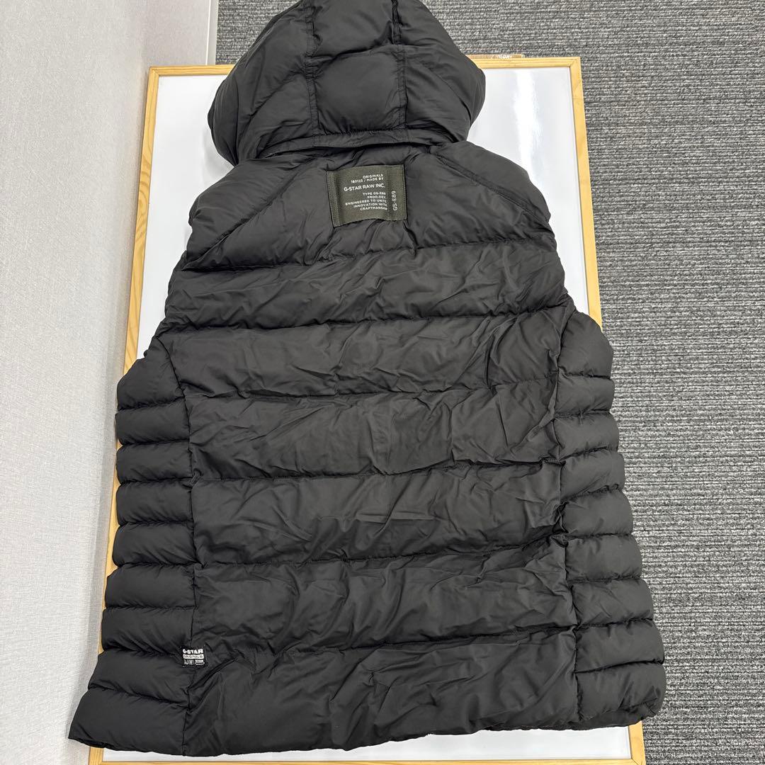 G-STAR RAW フード付きブラックダウンベスト