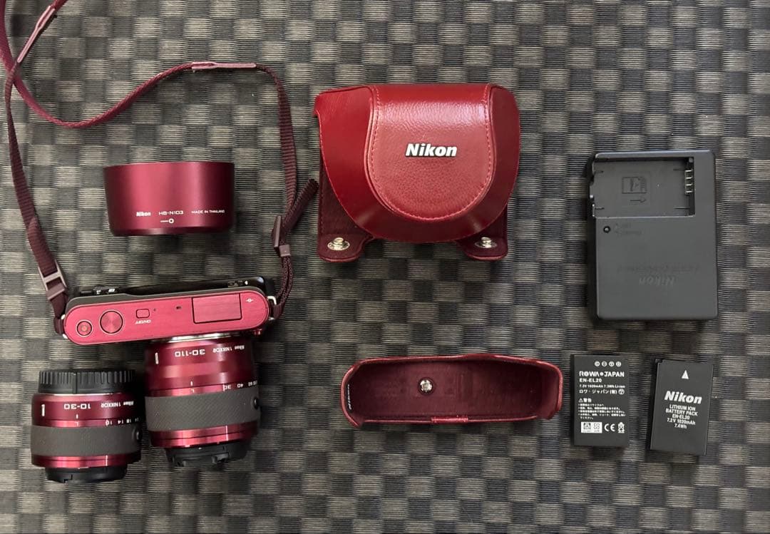 デジタルカメラ Nikon1 J2