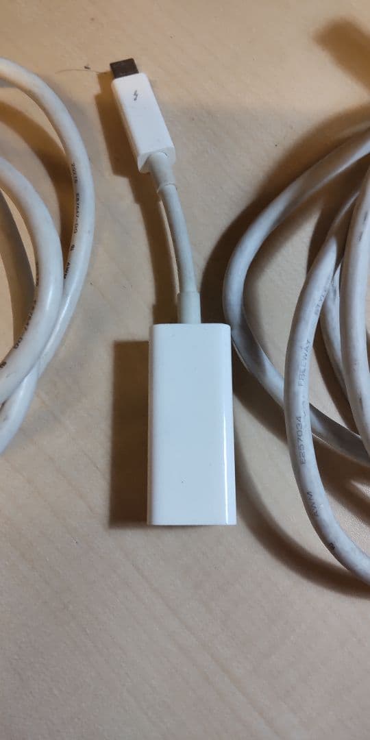 Thunderbolt-FireWireアダプター A1463　ケーブル2本