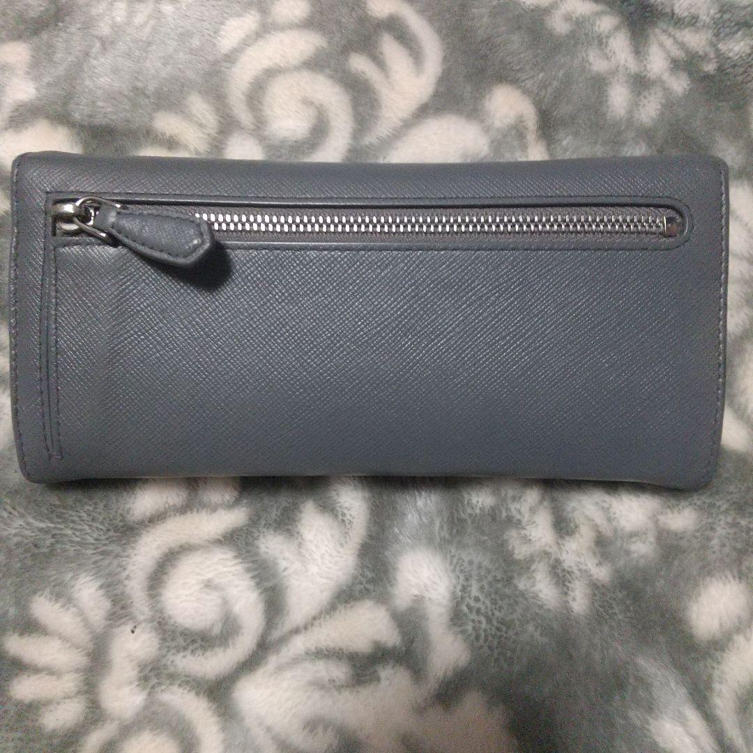 プラダPRADAサフィアーノ長財布グレー系