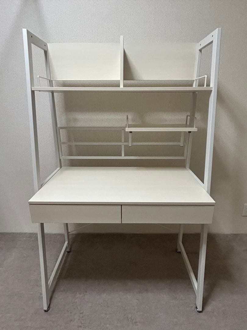 ニトリ省スペースデスクRB001 (ホワイト)