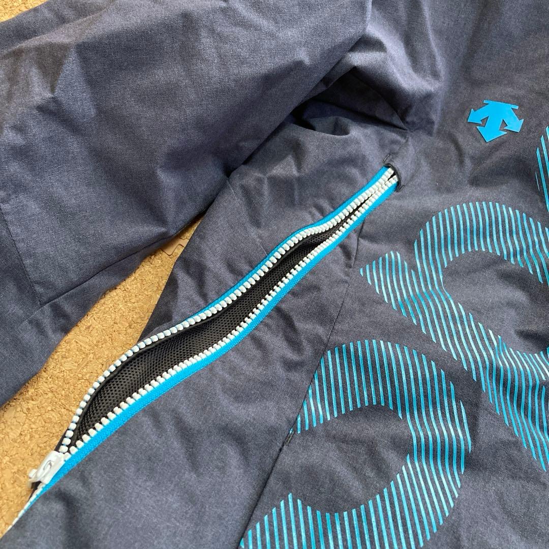 【美品】デサントdescentスキーウェアHEAT NAVIスキーLメンズ紺